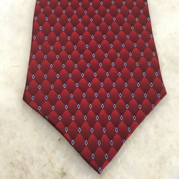 ZIGGURAT Necktie by Mulberry Neckwear, 100% Imported Silk, Hand Made - Picture 1 of 4